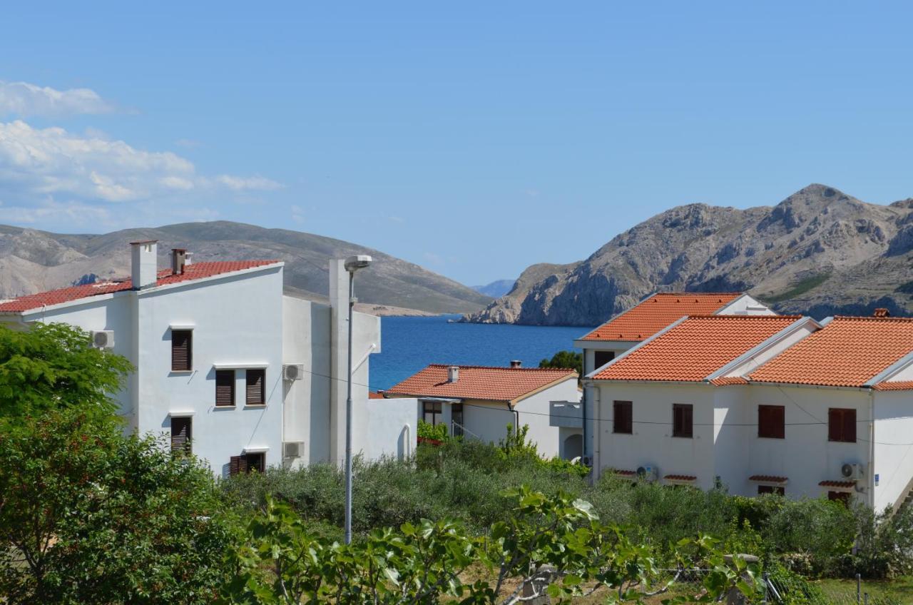 Apartments Aneva Baska  Exterior photo