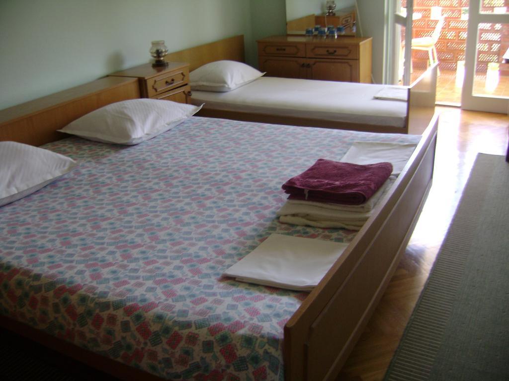 Apartments Aneva Baska  Room photo